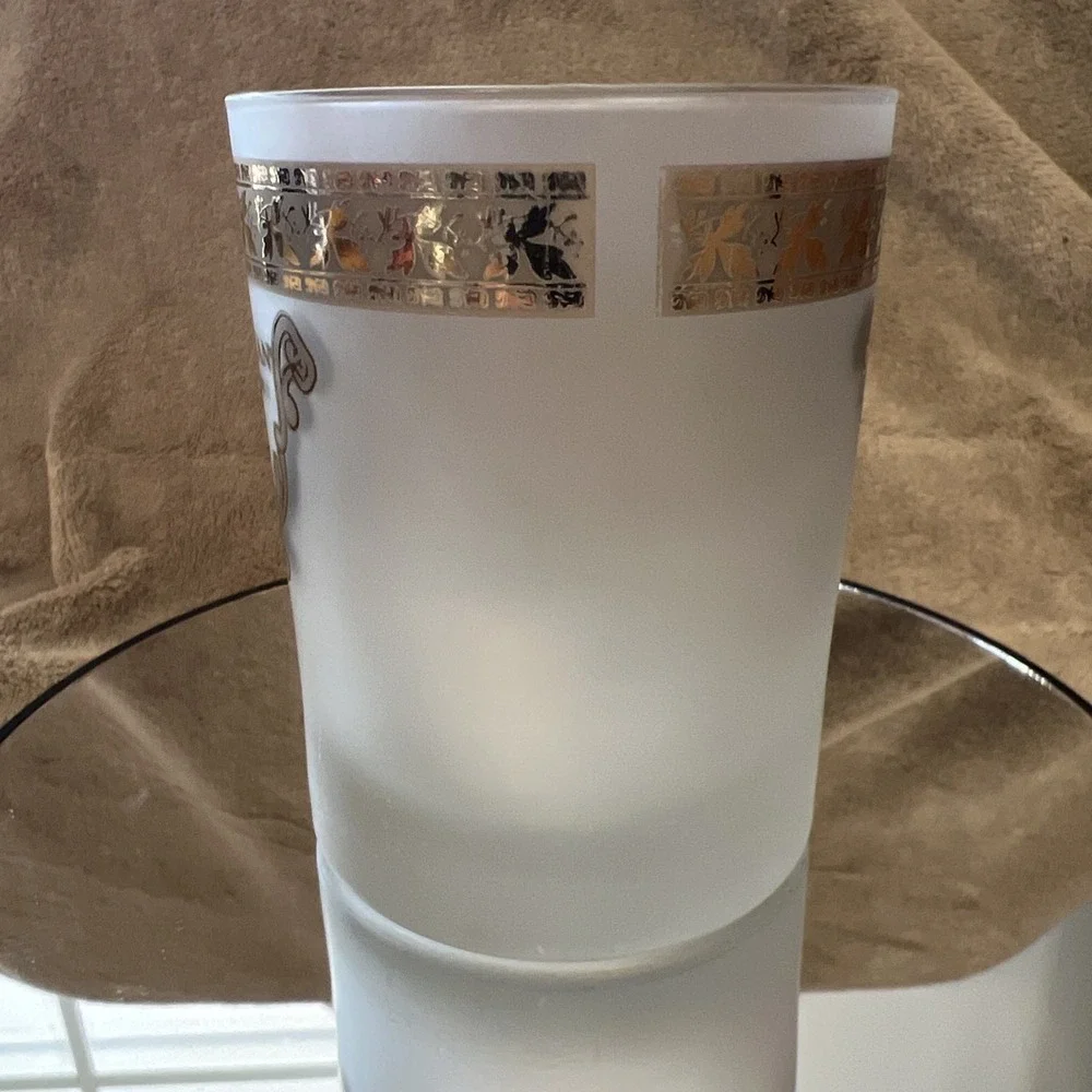 Venetian Las Vegas Whiskey Rocks Glass 8oz Casino Gold Rim Logo‎ Frosted